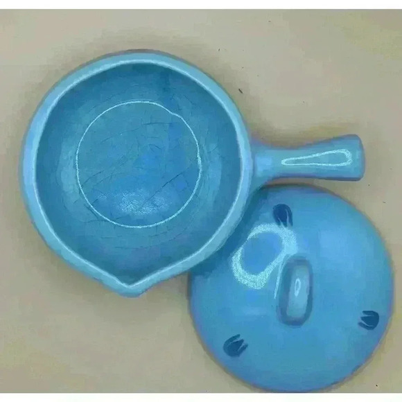 Vintage Cronin Blue Tulip Pottery Bakeware Casserole with Lid - Picture 3 of 5